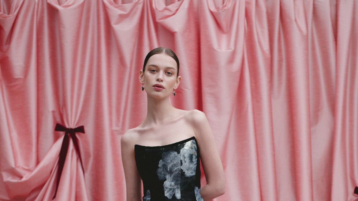 Markarian Resort 2026 Collection | Vogue