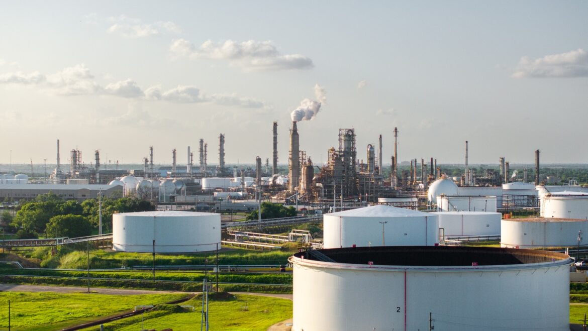 Oil prices and the Israel-Iran conflict : NPR