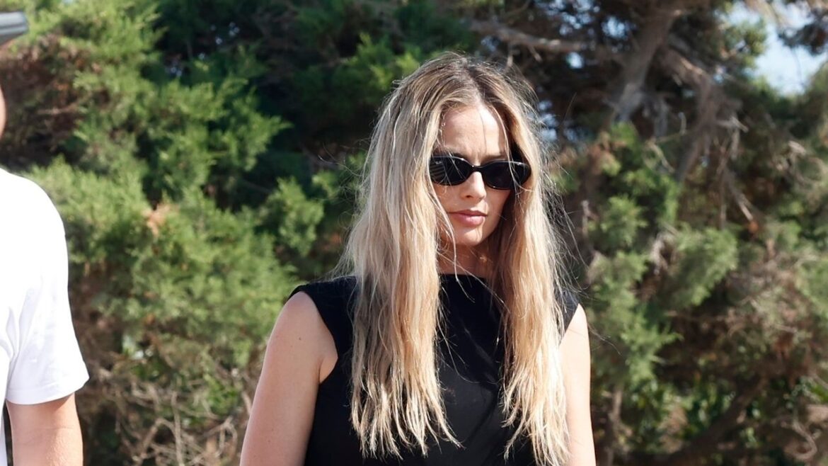 Margot Robbie Embraces the Beach Goth Lifestyle