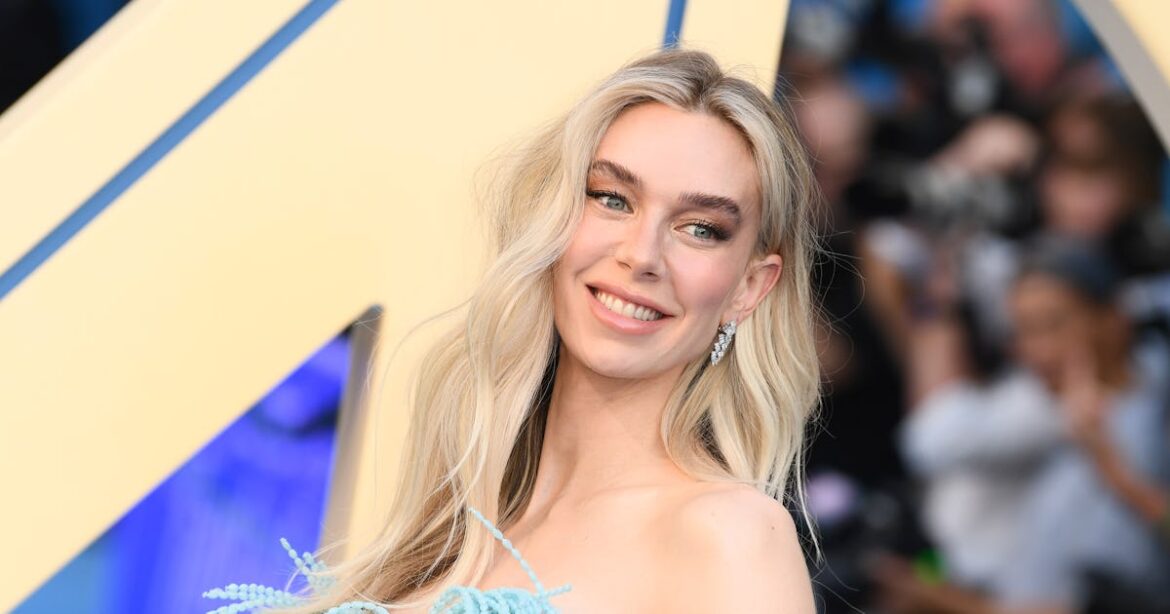 Vanessa Kirby's Pregnancy Red Carpet Gown Is a Total Fashion Storm